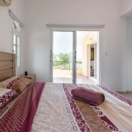 Nantia Villa Coral Bay